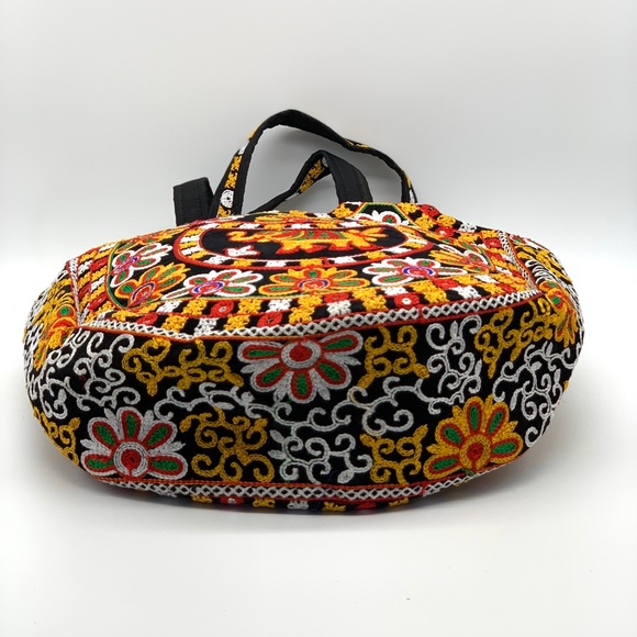 Elephant Tote Embroidered Mirror Shoulder Bag - Picture 7 of 8